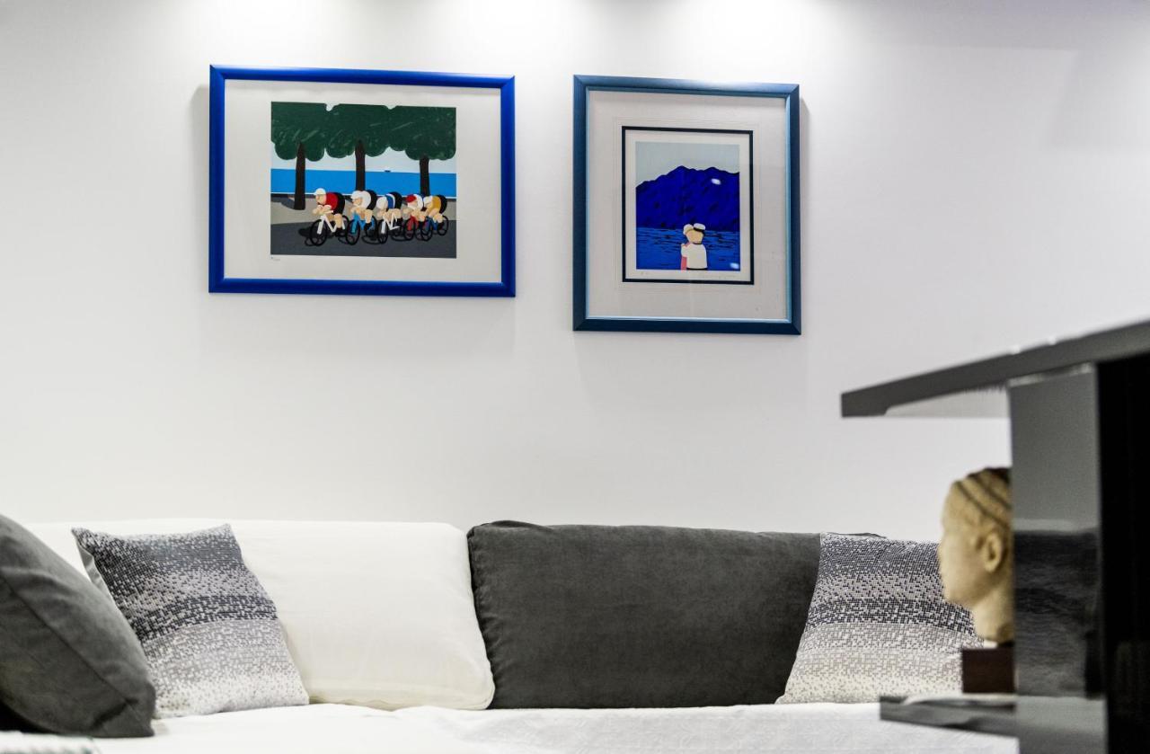 Luxury Apartment Set Split Luaran gambar